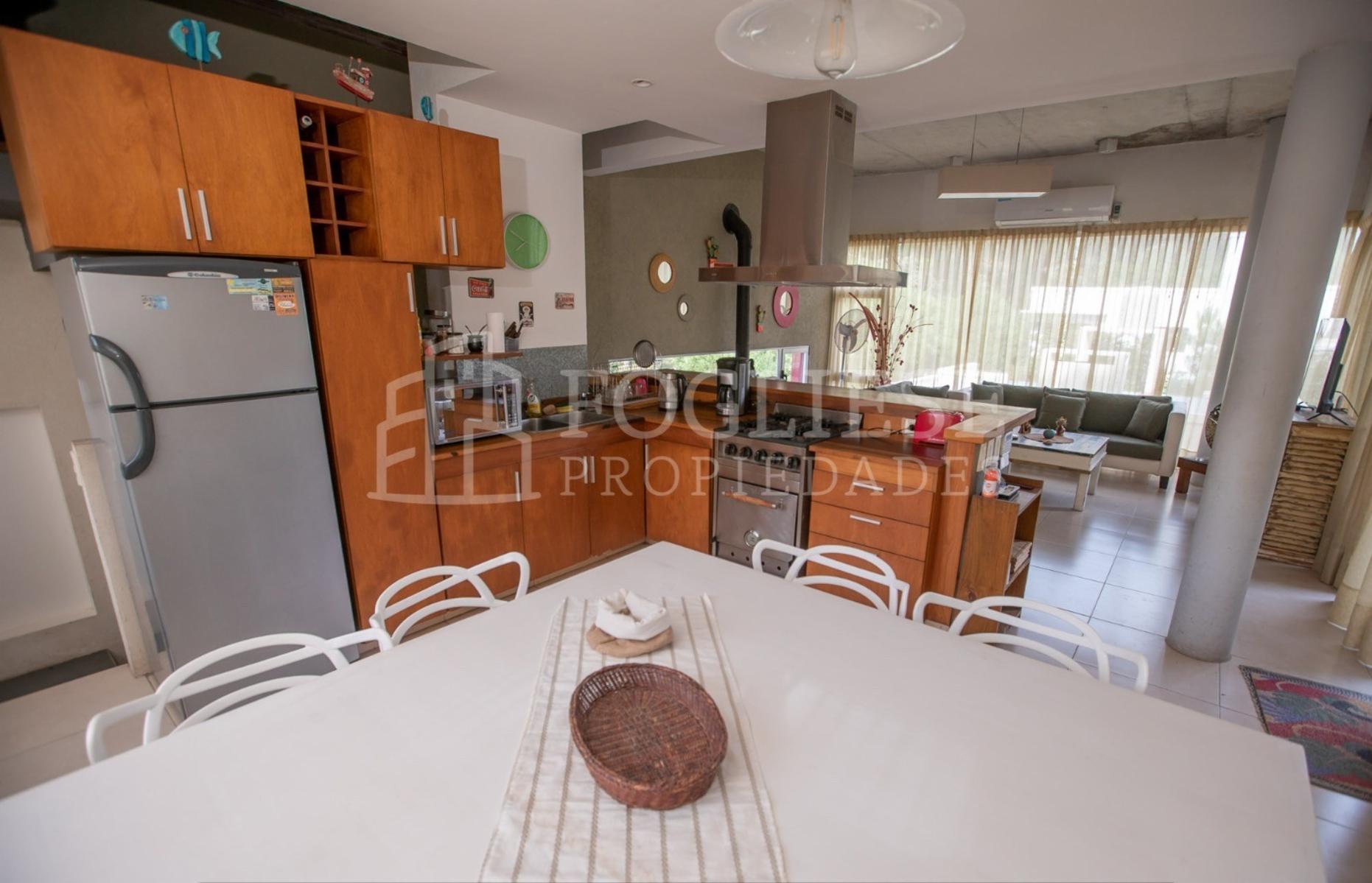 Avenida del Plata · Villa Gesell — foto 16