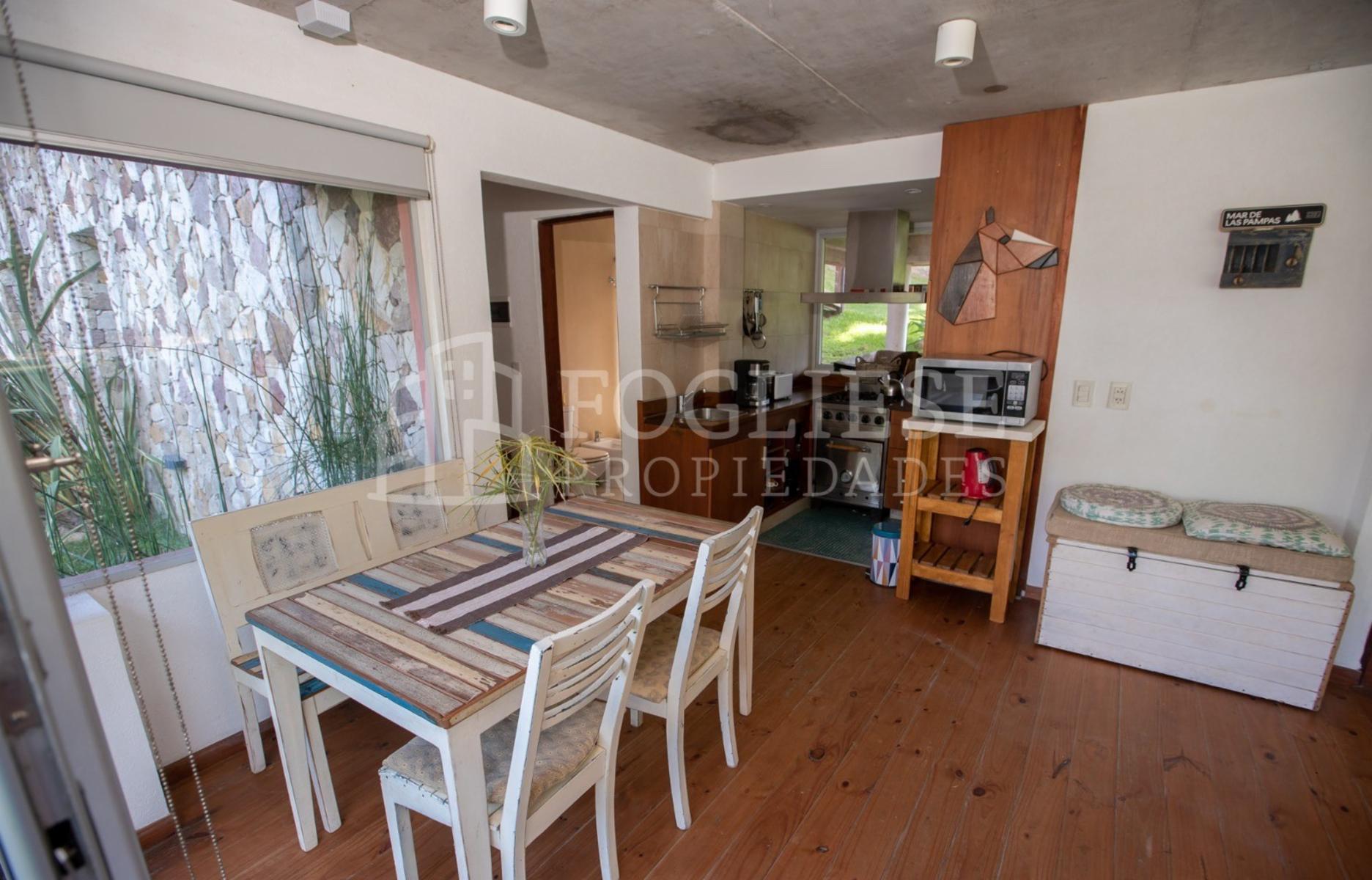 Avenida del Plata · Villa Gesell — foto 26