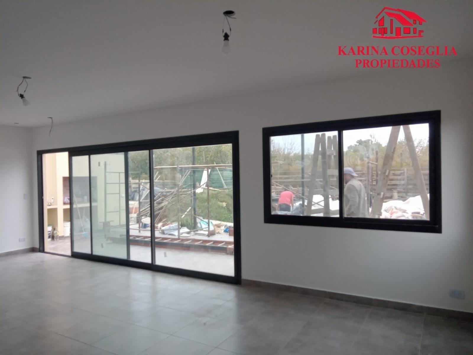 AV DE LOS LAGOS · Escobar — foto 3