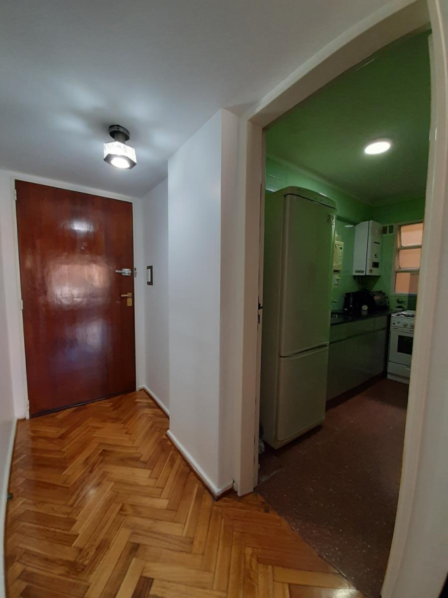 AV BELGRANO 2400 · Balvanera — foto 12