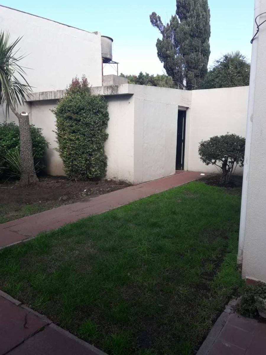 Calle 10 y 71 · Necochea — foto 9