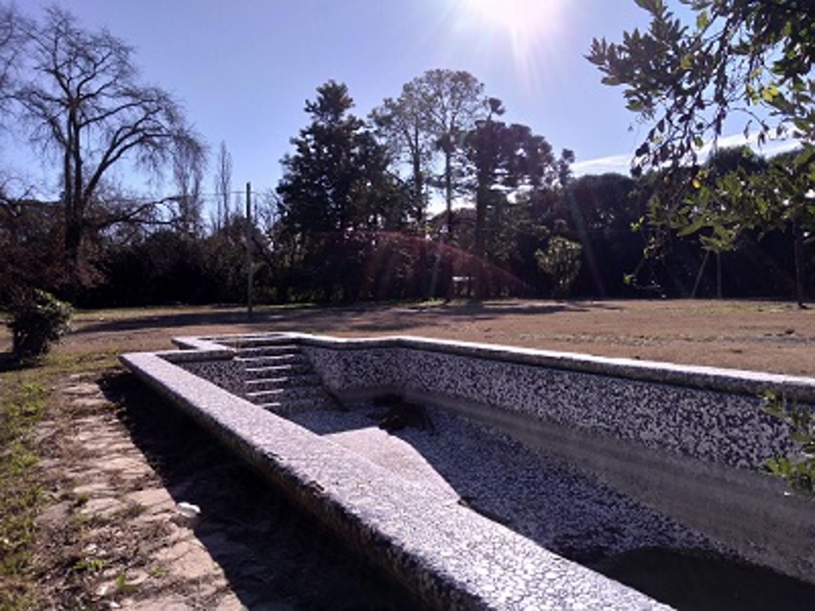 Av. Aimé Tschiffely 2000 · Moreno — foto 5