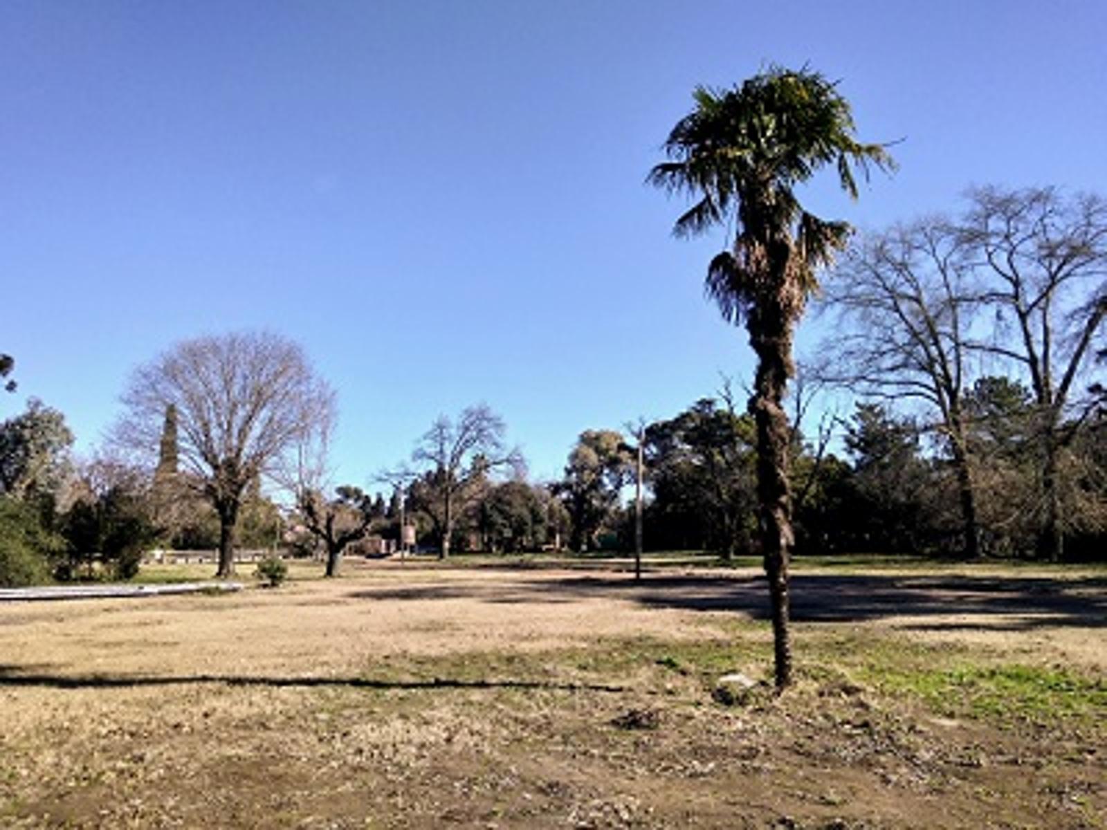 Av. Aimé Tschiffely 2000 · Moreno — foto 6