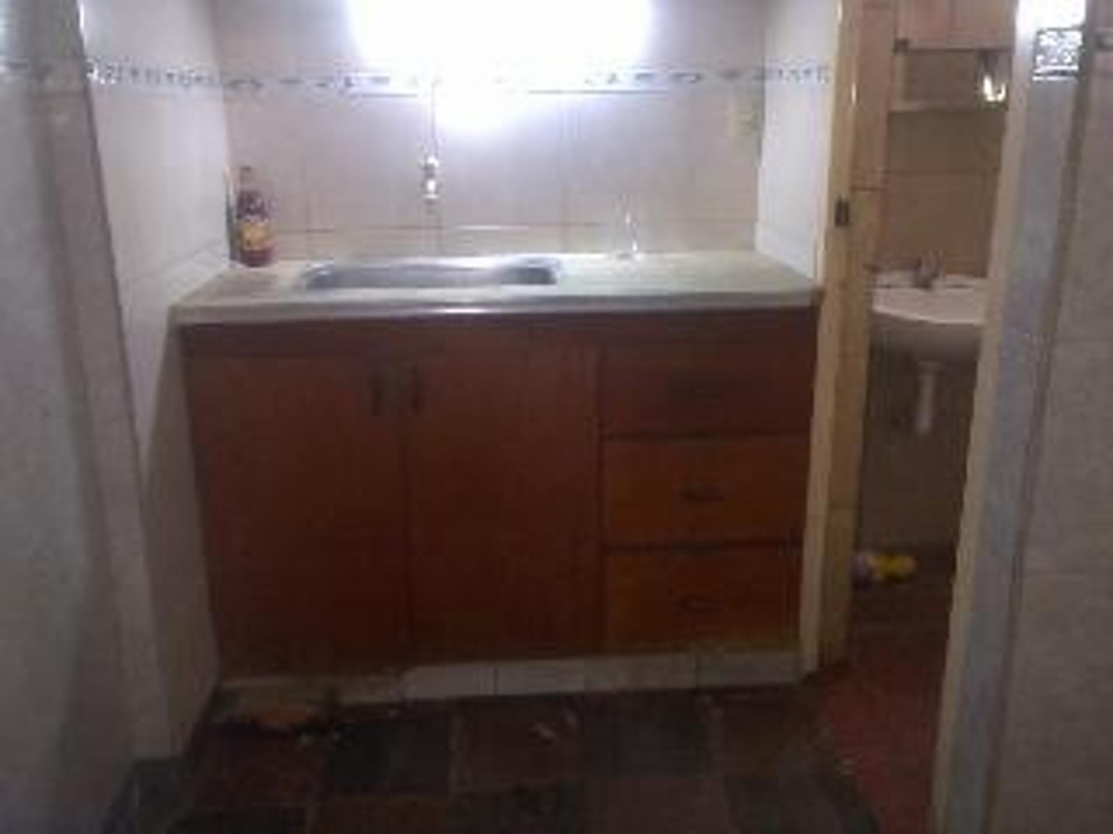 Vende, 4 departamentos en block, excelente inversor. Se escuchan ofertas