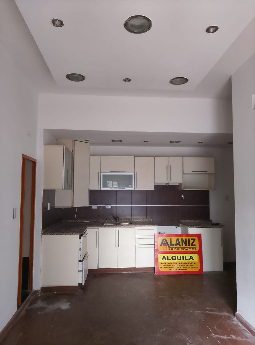 Alquilo departamento 2 ambientes en Paso del Rey, centro