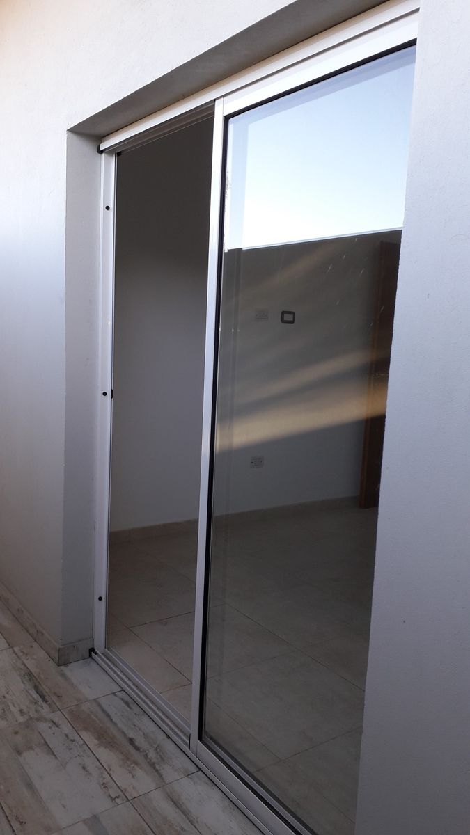 THIEGUI 1460 · Almirante Brown — foto 9