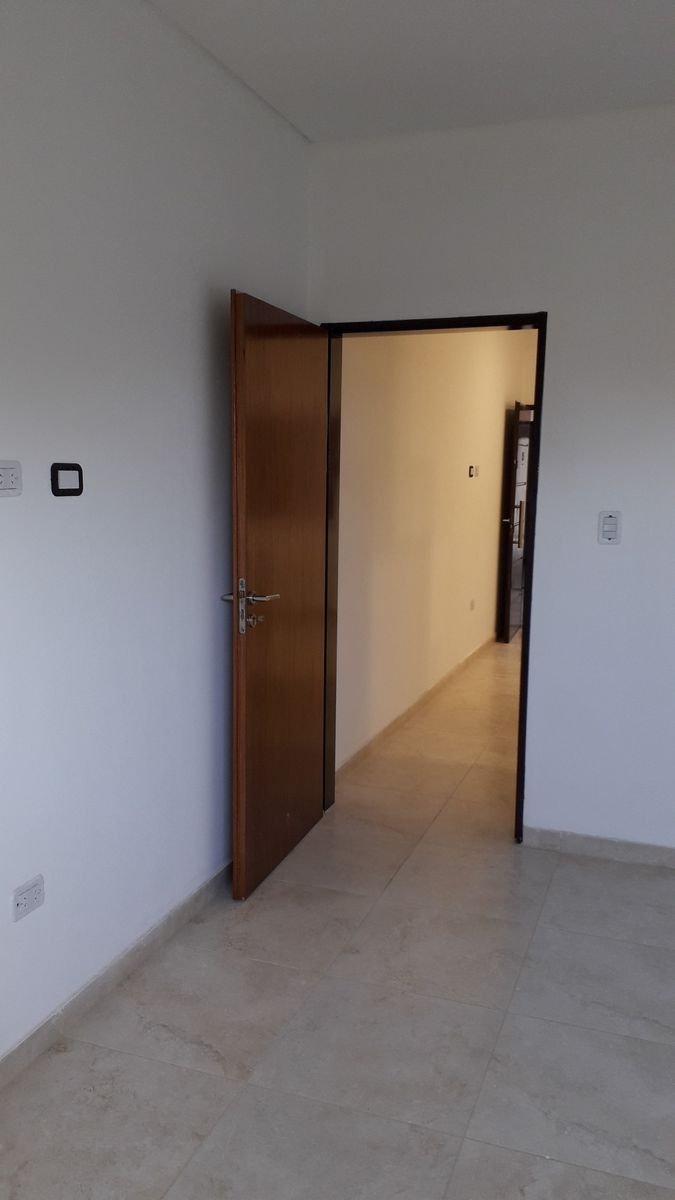 THIEGUI 1460 · Almirante Brown — foto 10