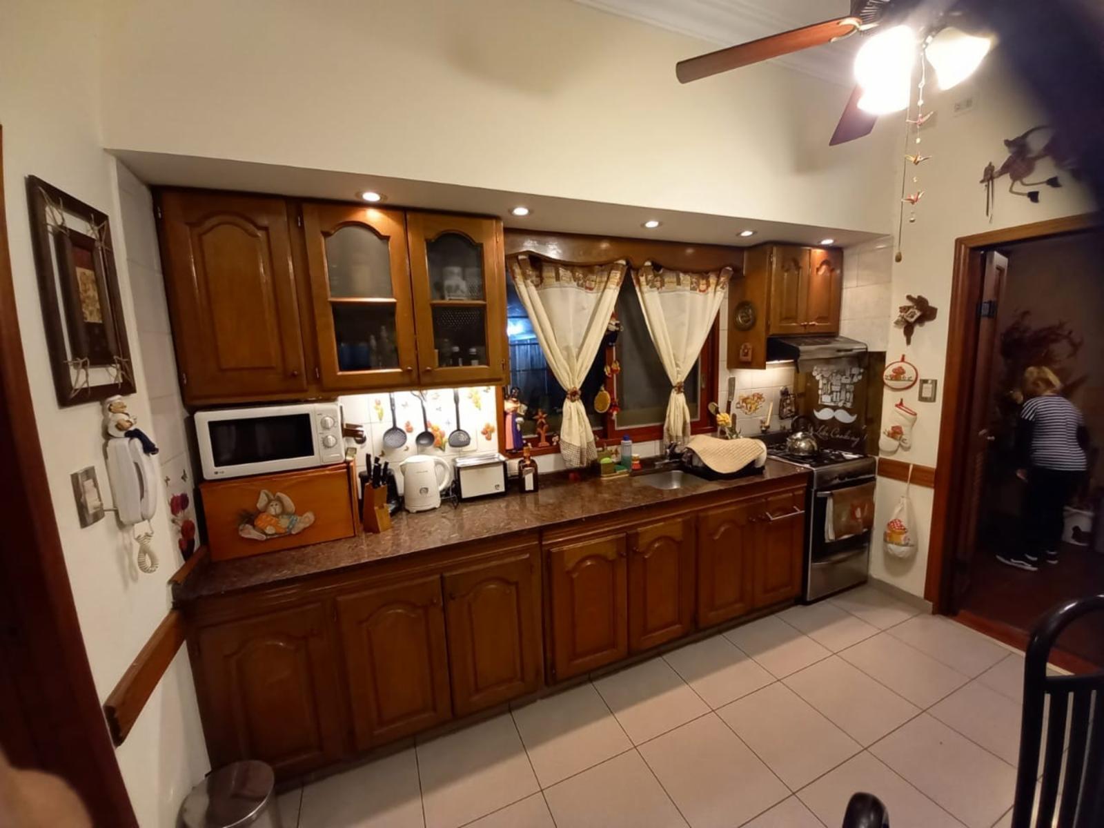 HUAURA 389 · Morón — foto 63
