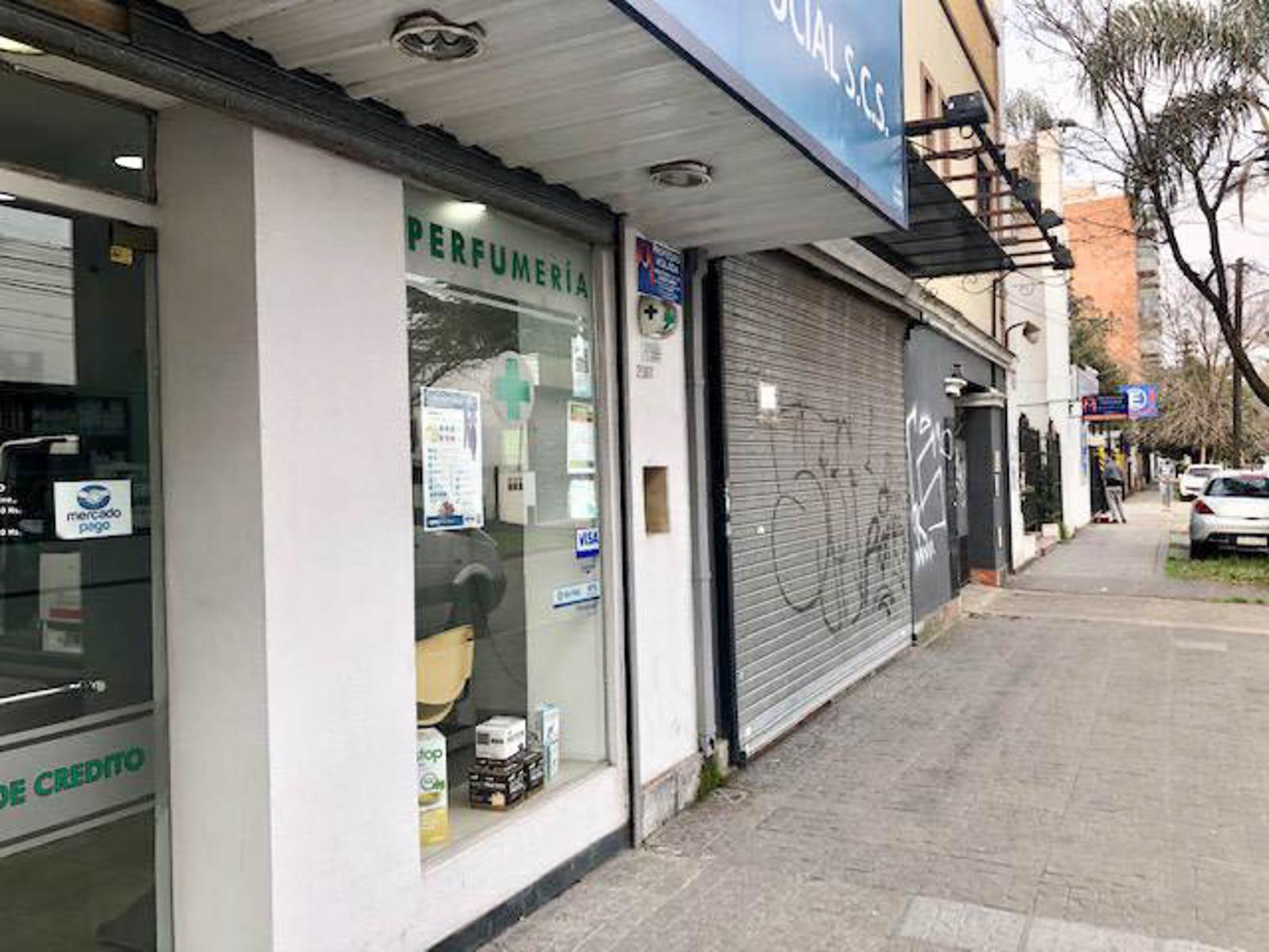Local centrico en venta - Centro (Moreno)