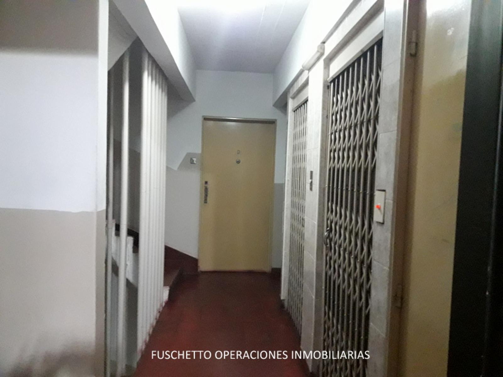 Pedro de Mendoza 1400 · La Matanza — foto 3