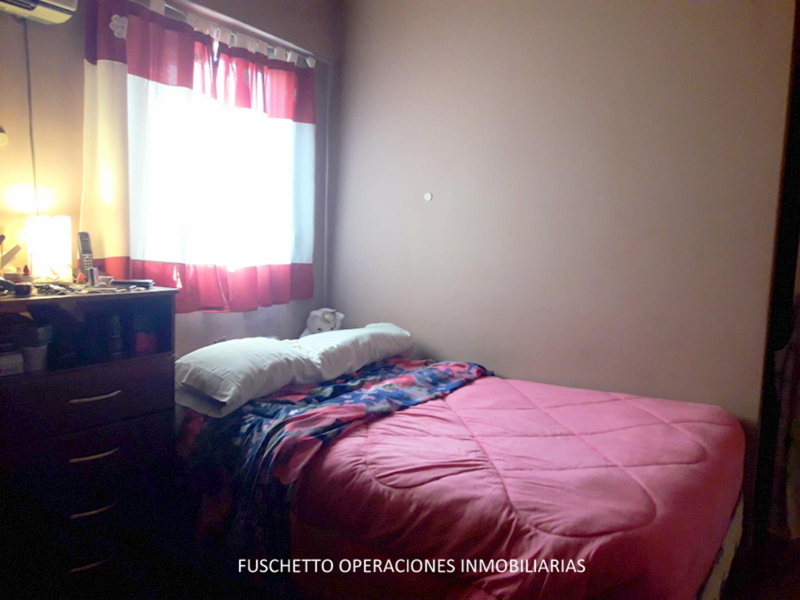 Pedro de Mendoza 1400 · La Matanza — foto 6