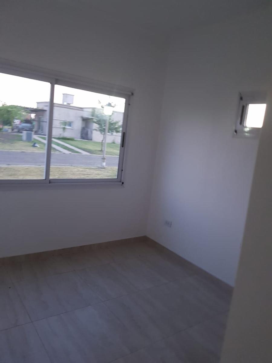 SARGENTO CABRAL · Ezeiza — foto 9