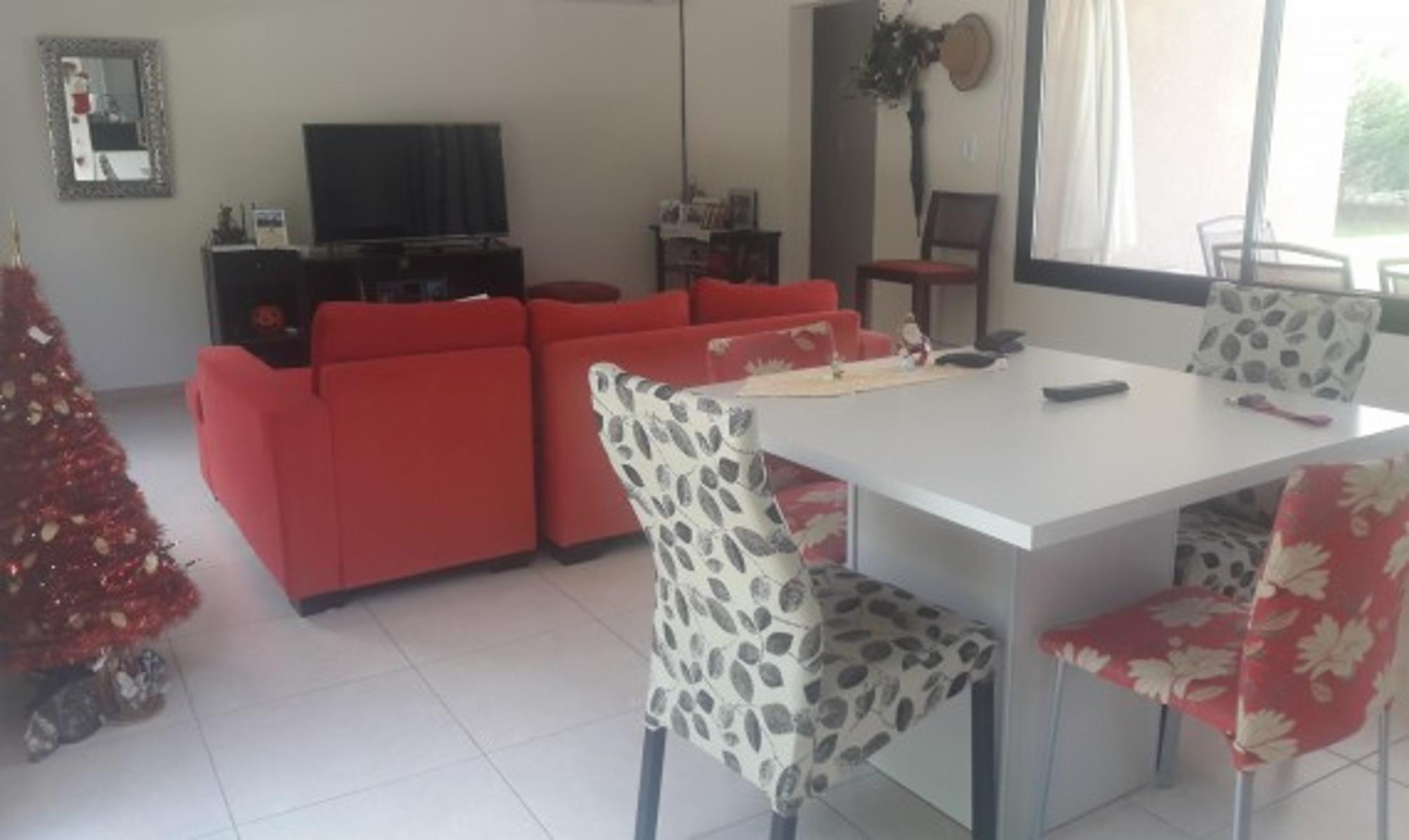 sarmiento 11200 · Florencio Varela — foto 6