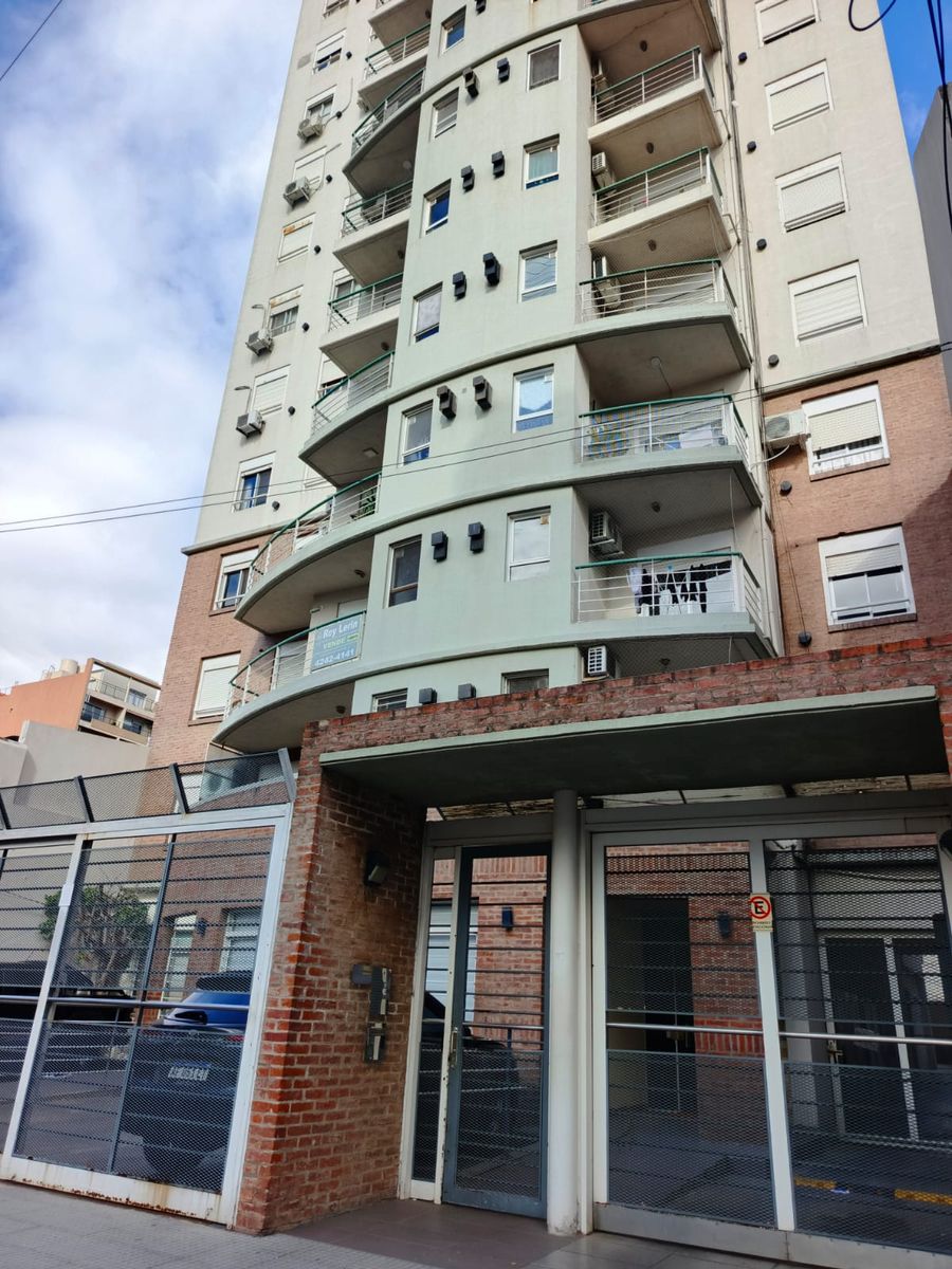 ALQUILER DEPARTAMENTO 2 AMBIENTES CONTRA FRENTE ESCALADA CENTRO