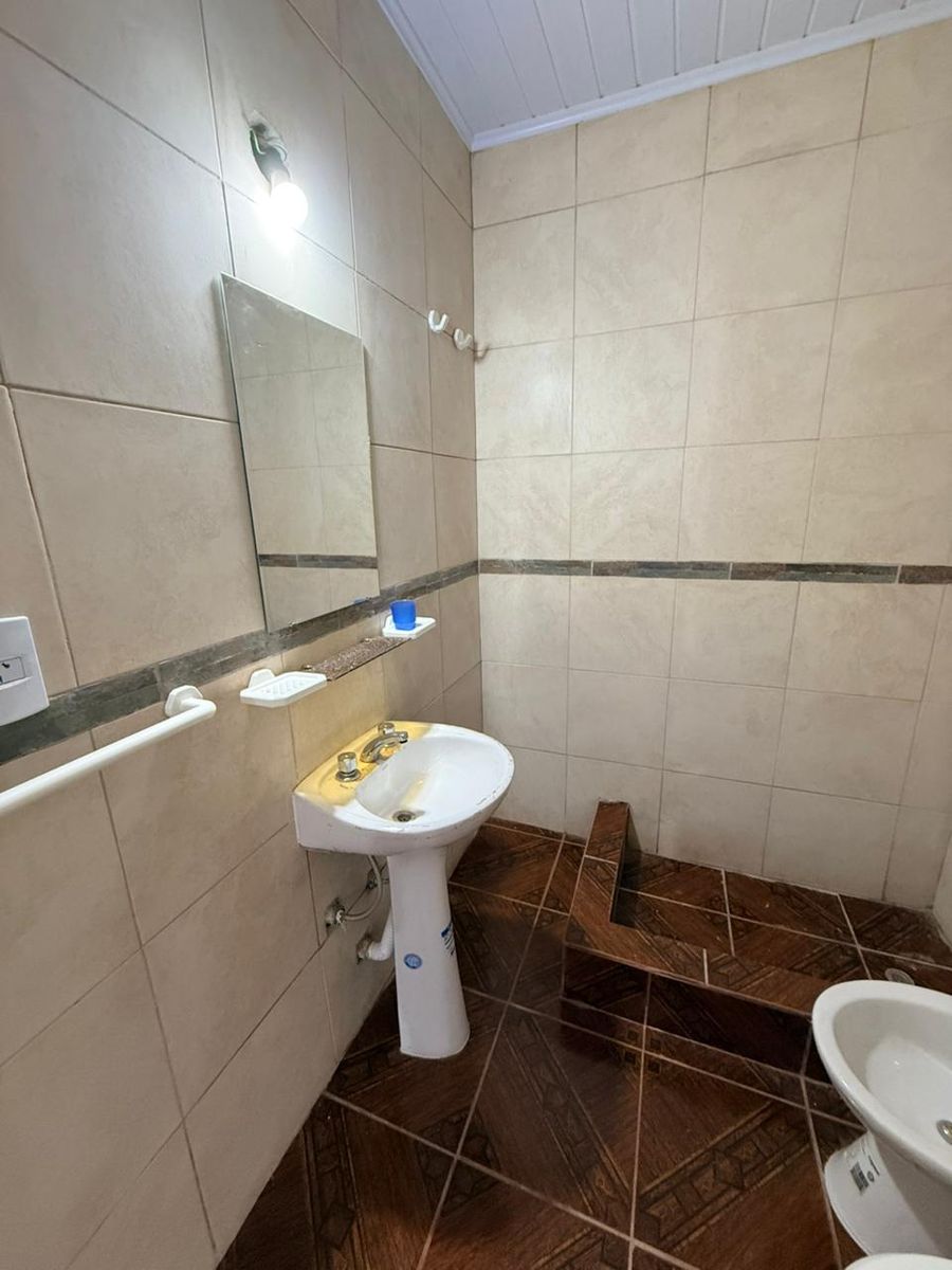 MAESTRA GONZALEZ DE HERCHT 1036 · Hurlingham — foto 15