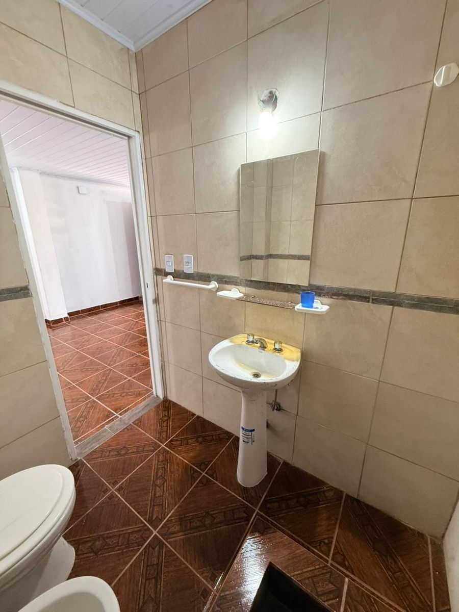 MAESTRA GONZALEZ DE HERCHT 1036 · Hurlingham — foto 16
