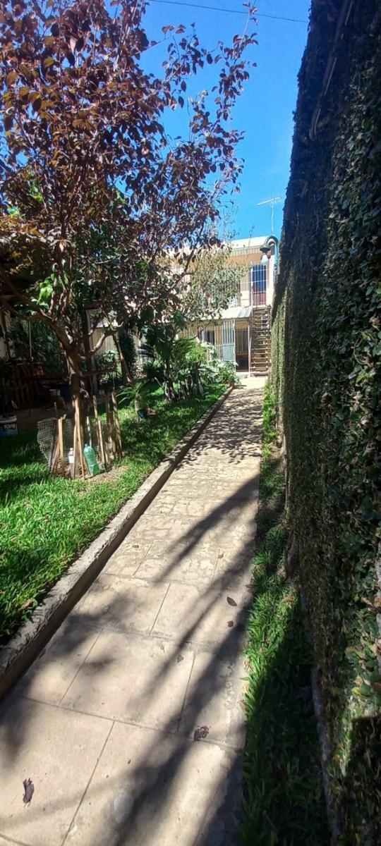 POSADAS 700 · Lanús — foto 3