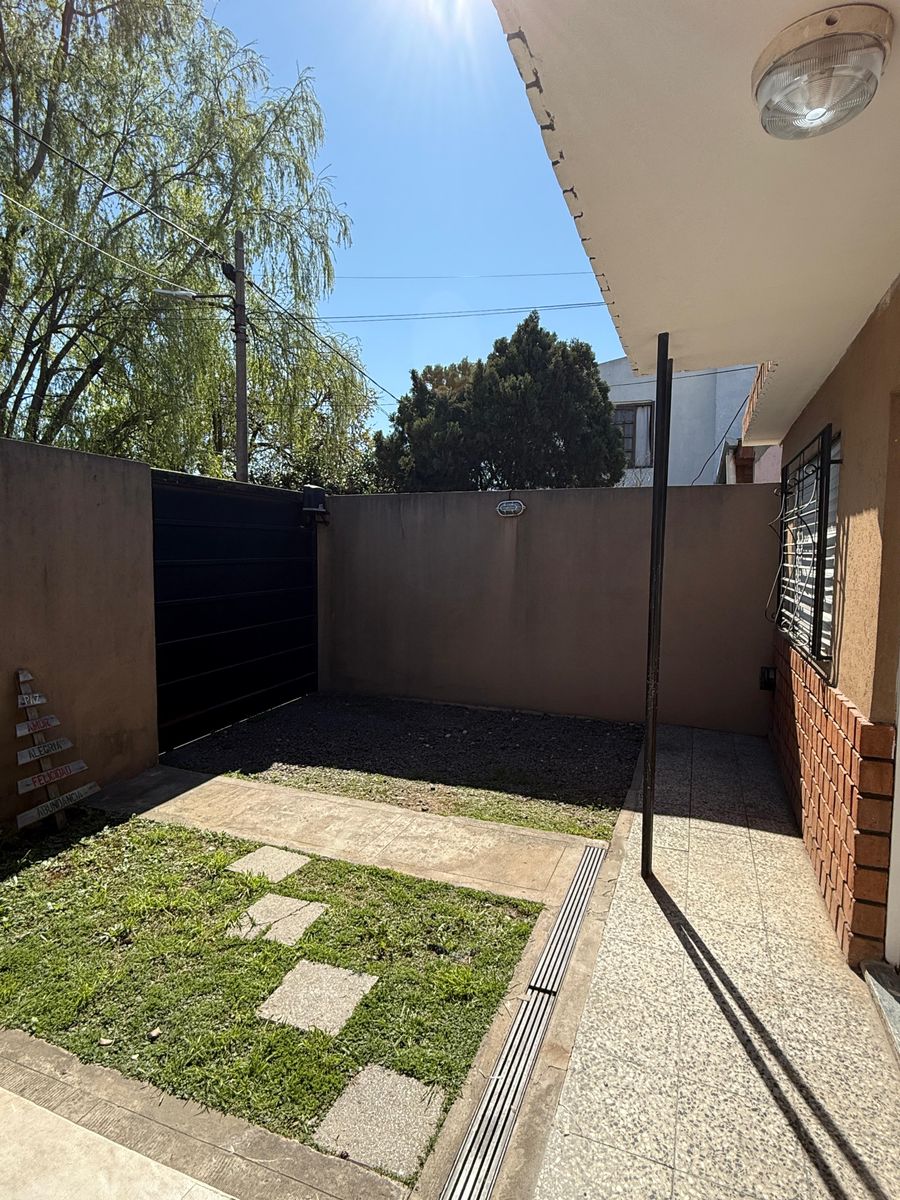 GRAL. IRIARTE 2133 · Lomas De Zamora — foto 5