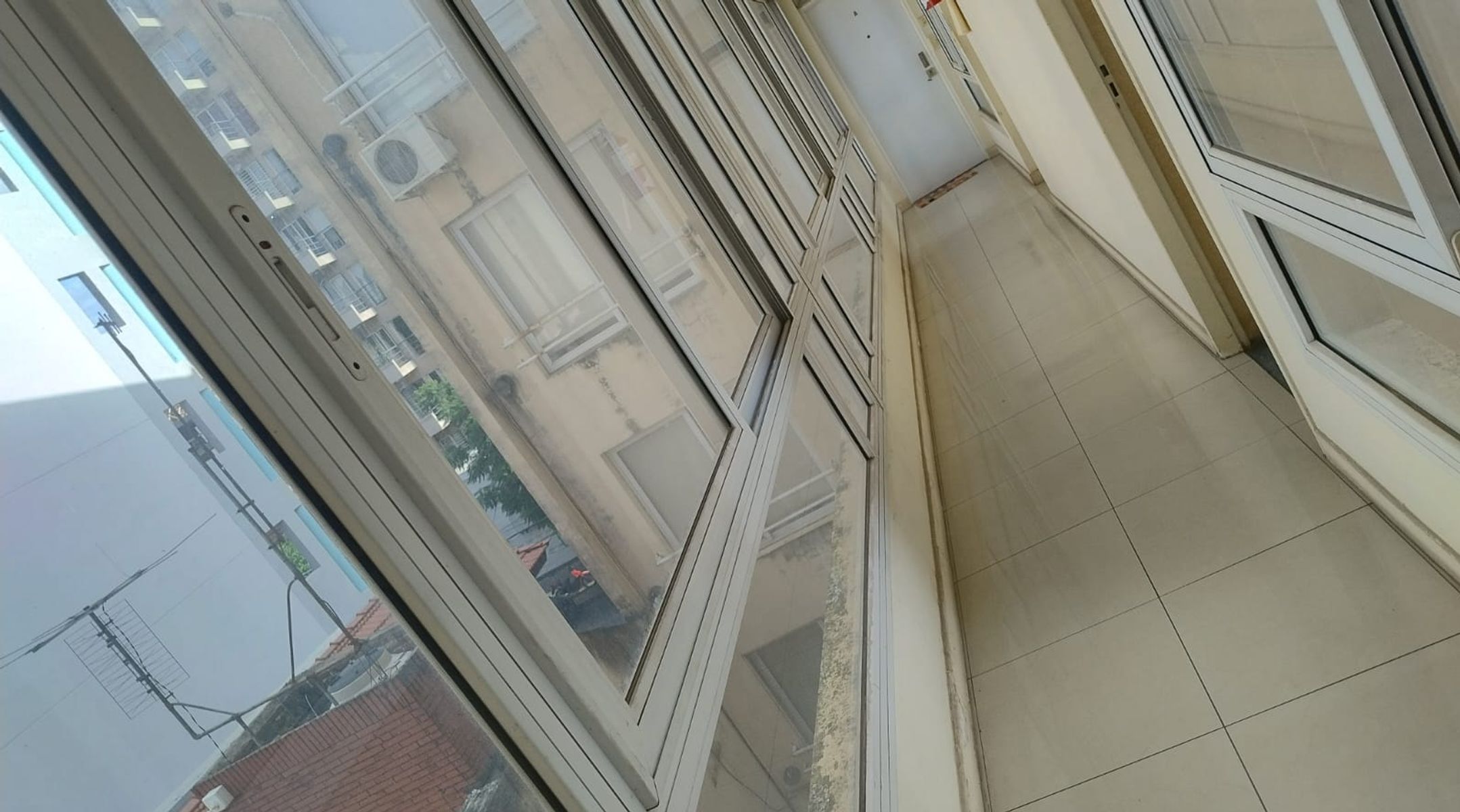 TUCUMAN 1200 · Lanús — foto 5