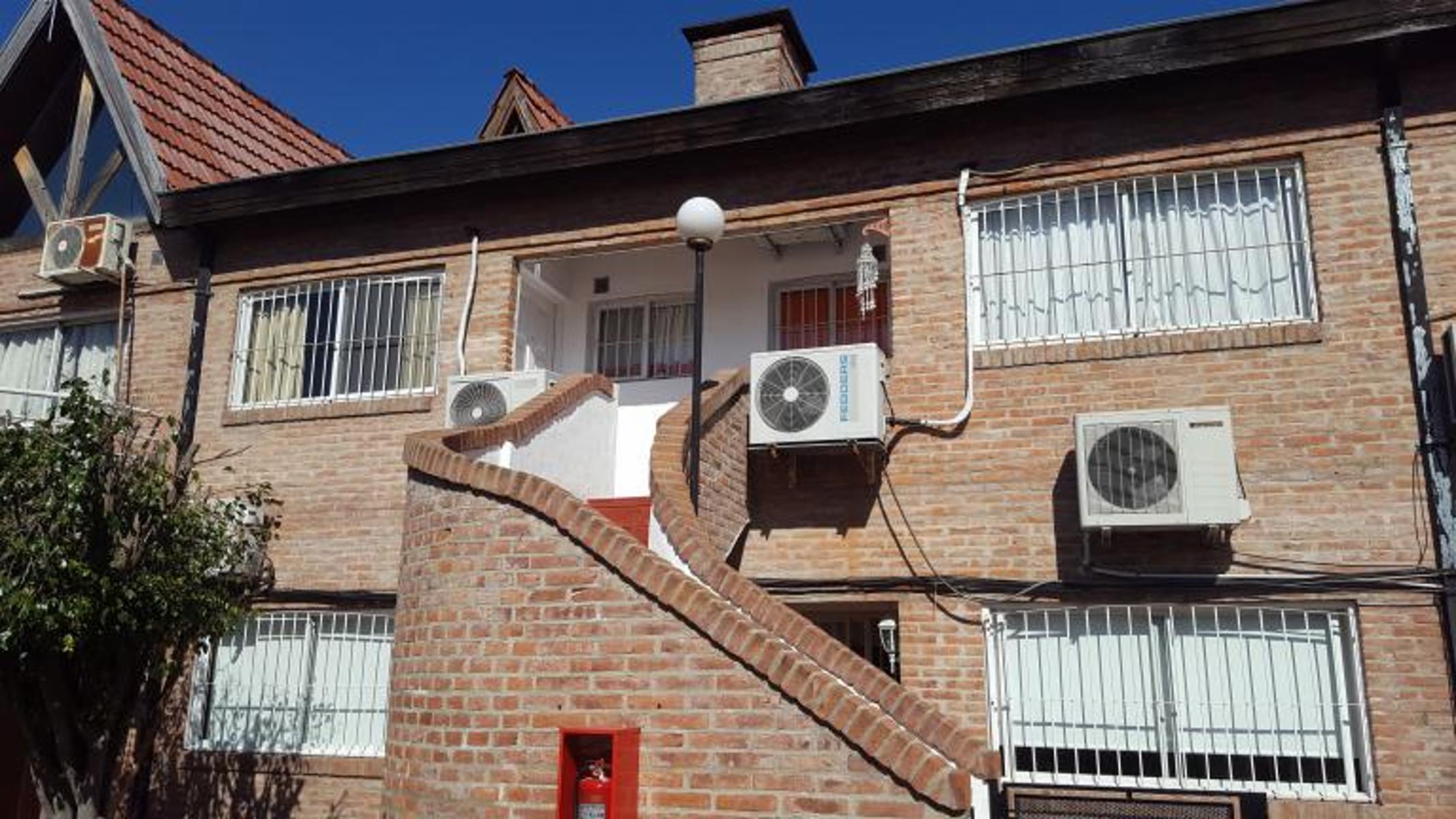 DEPARTAMENTO 3 AMB C/2 BAÑOS Barrio cerrado C/COCHERA