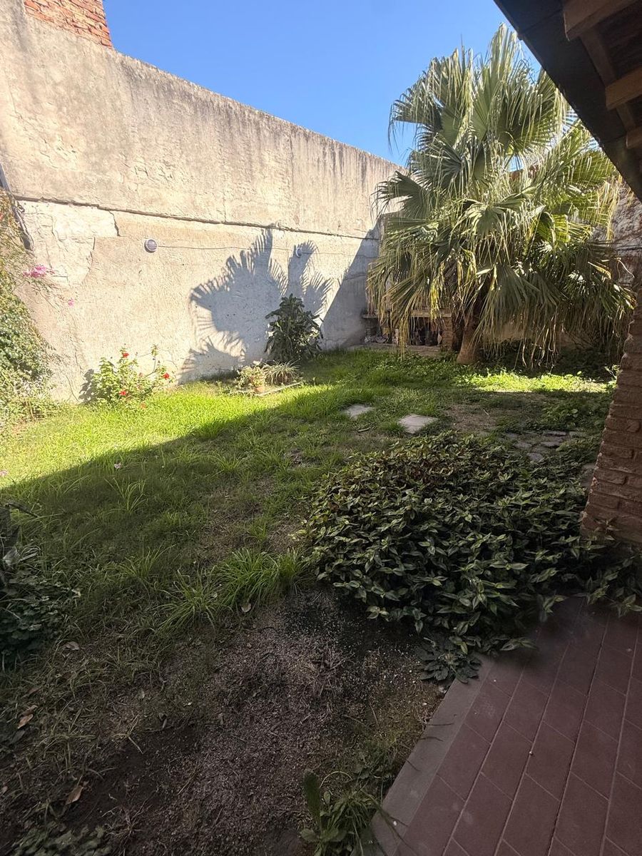 Uruguay 2983 · La Capital — foto 28