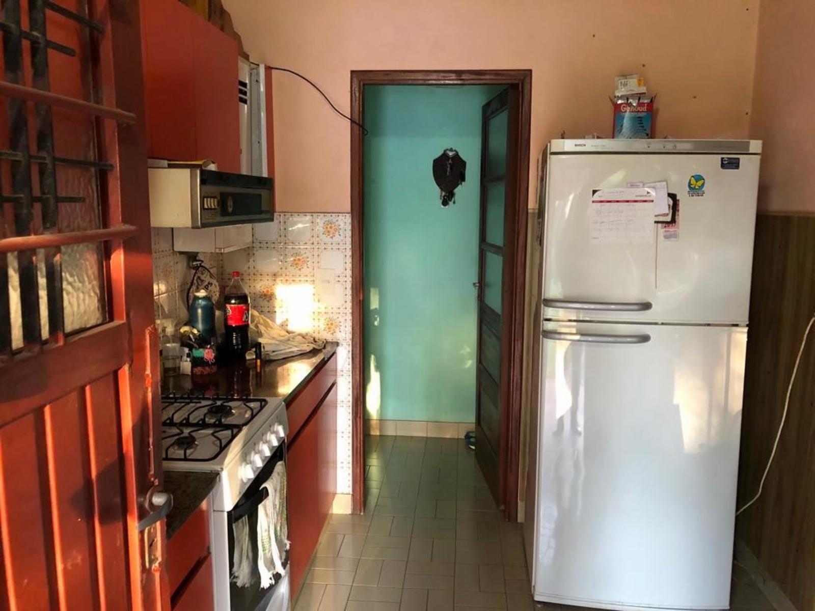 Victorino de la plaza 450 · Moreno — foto 8