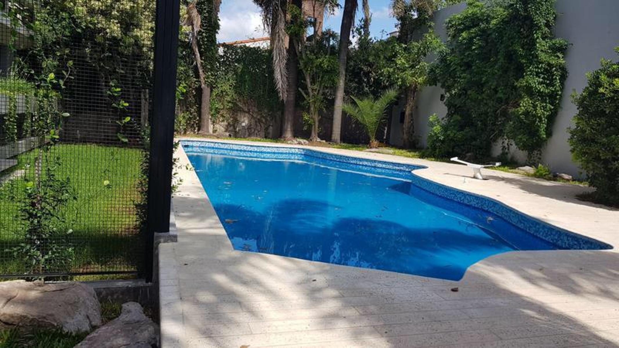 Victorino de la Plaza 350 · Morón — foto 9