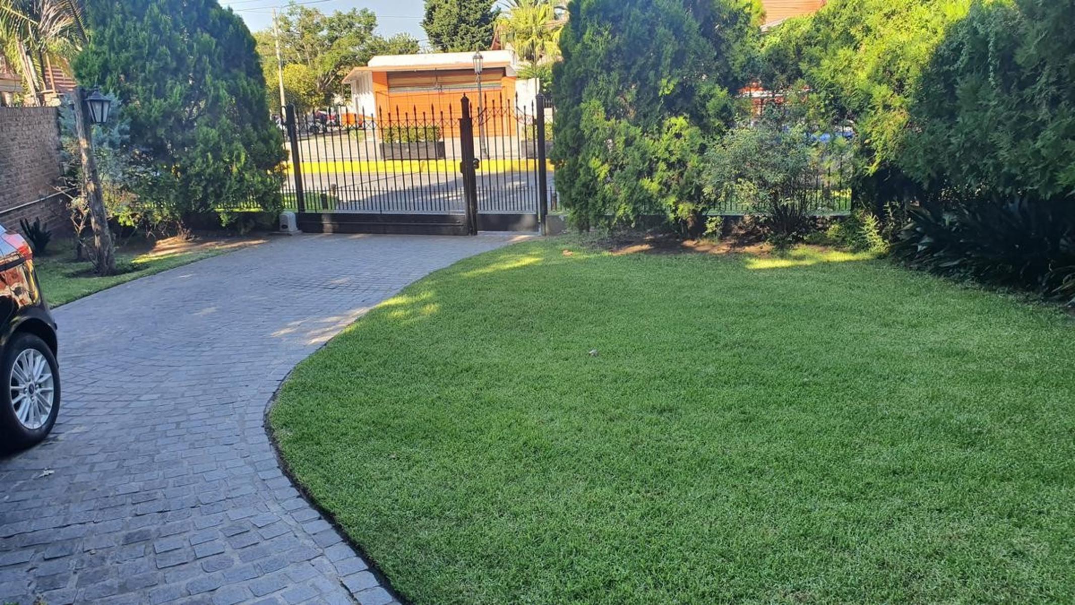Avenida Espora 370 · Almirante Brown — foto 5