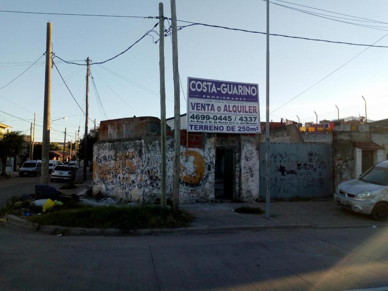 TERRENO DE 264 M² EN ESQUINA AVENIDA GENERAL PAZ Y BAIGORRIA CON CASA Y GALPÓN