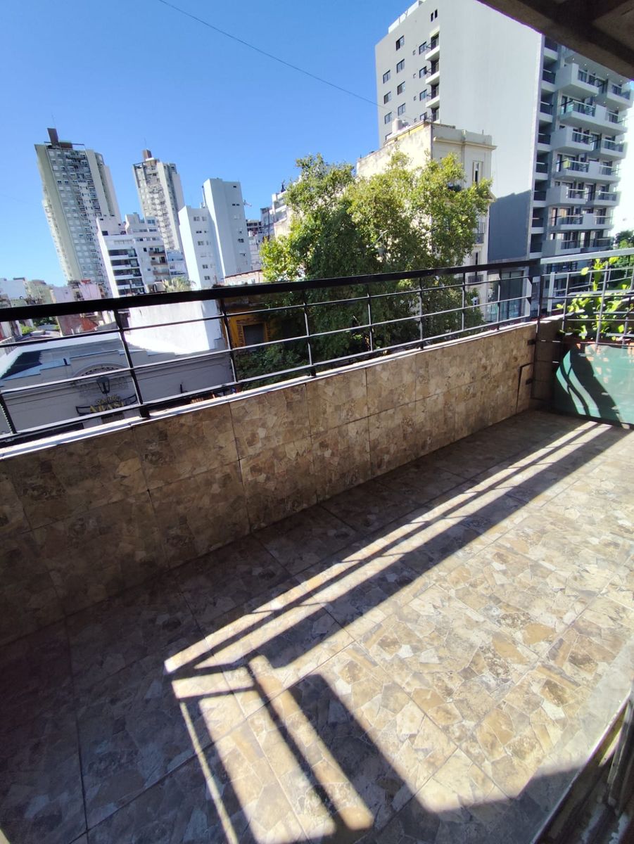 Avenida Corrientes 3468 · Almagro — foto 3