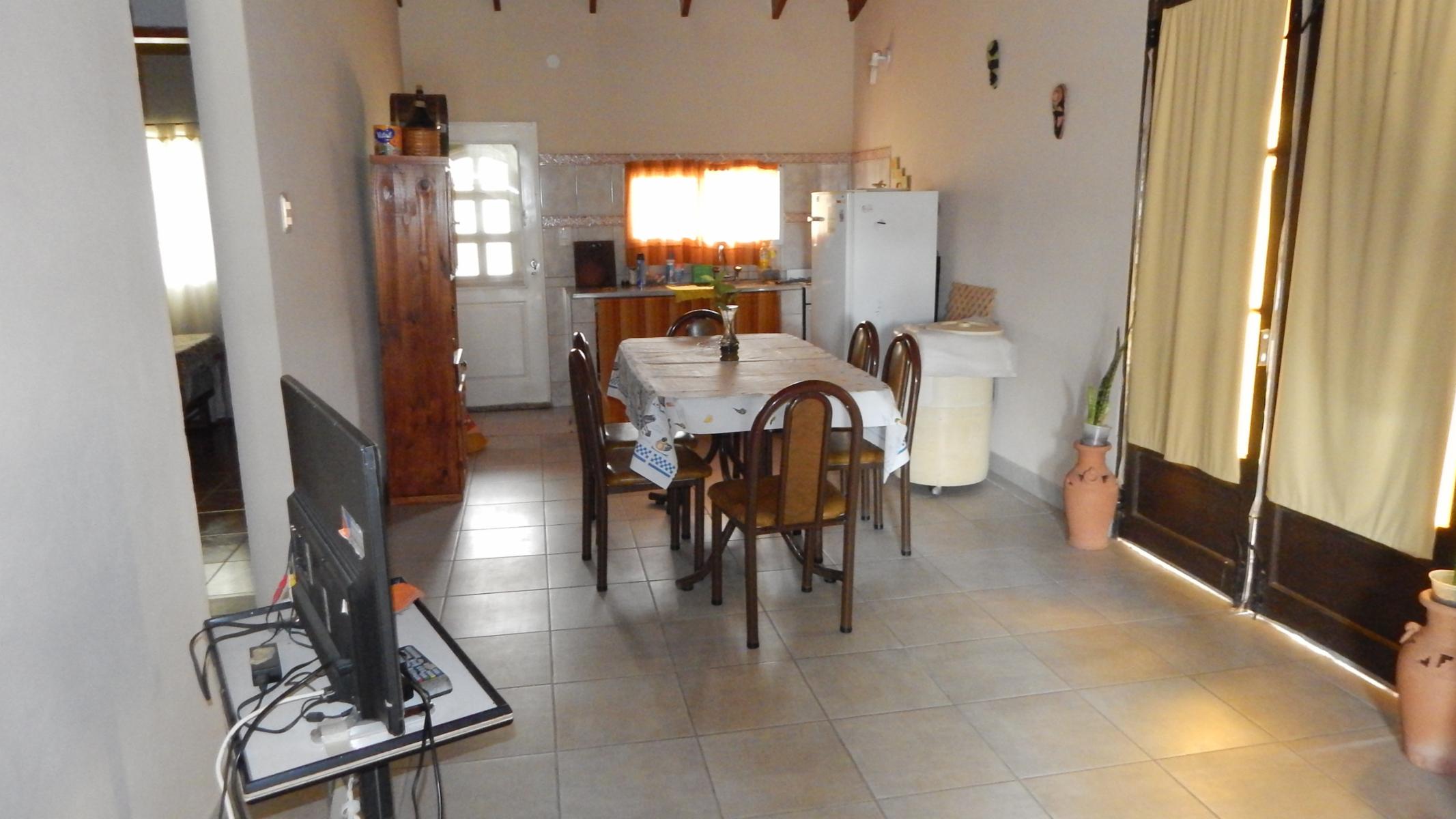 2 de Abril N° 1700 · Colón — foto 4