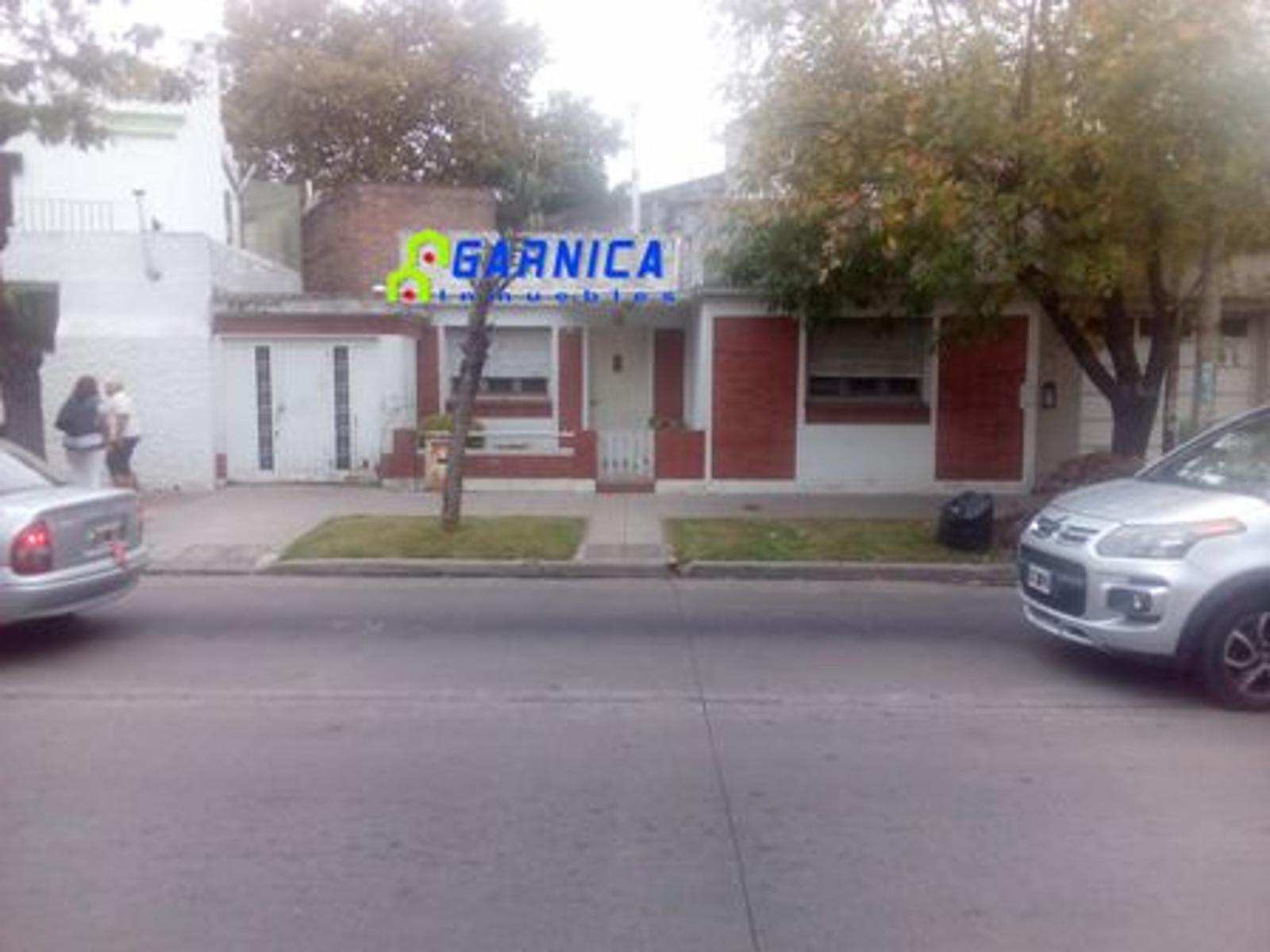 Casa 3 Ambientes en Villa Sarmiento Haedo