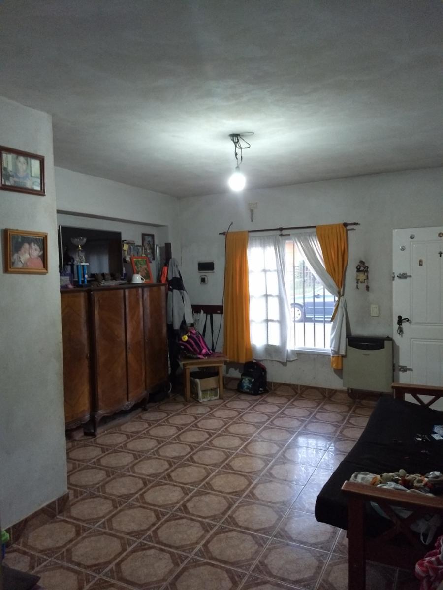 Suipacha 1234 · Morón — foto 9