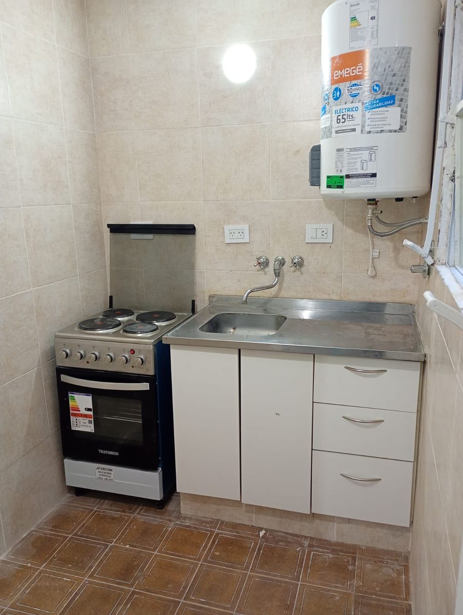 ALBERDI 5771 · Mataderos — foto 17