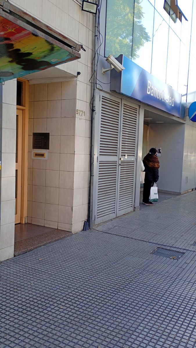 ALBERDI 5771 · Mataderos — foto 3