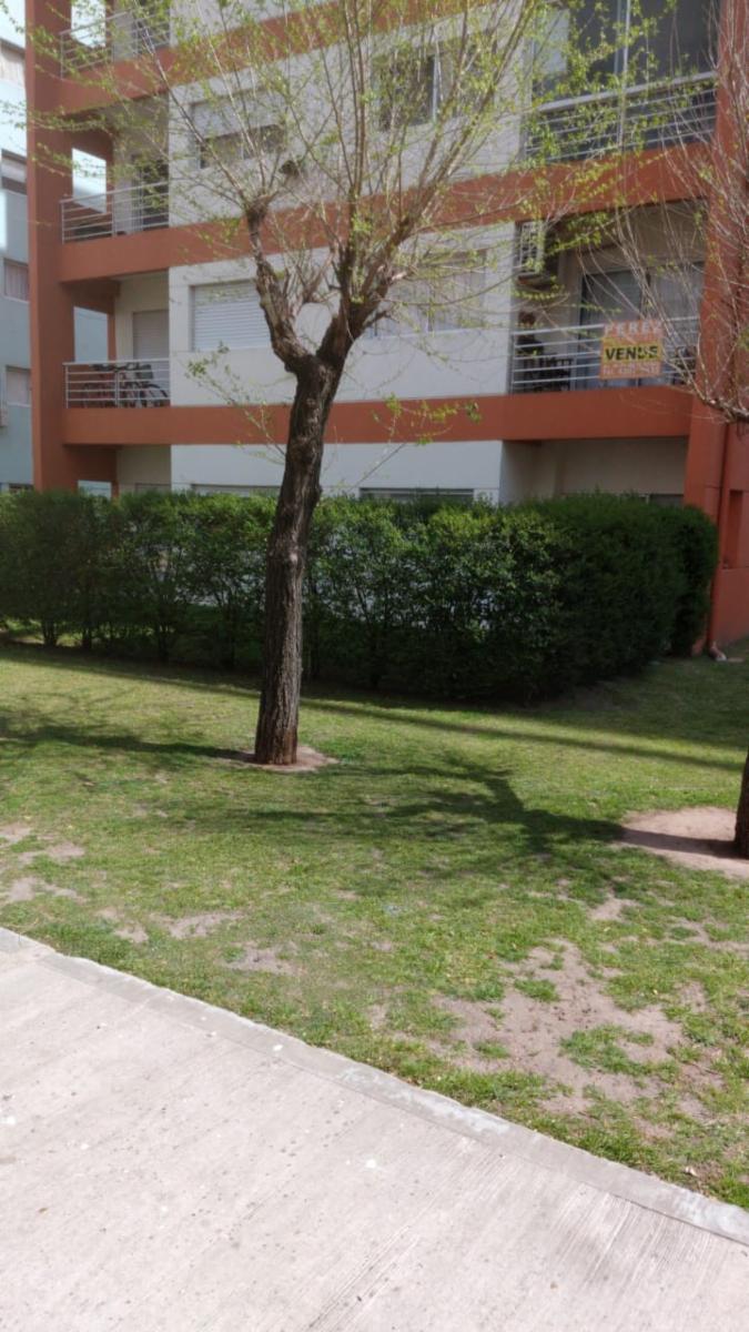 Raquel Español 521 · Avellaneda — foto 18