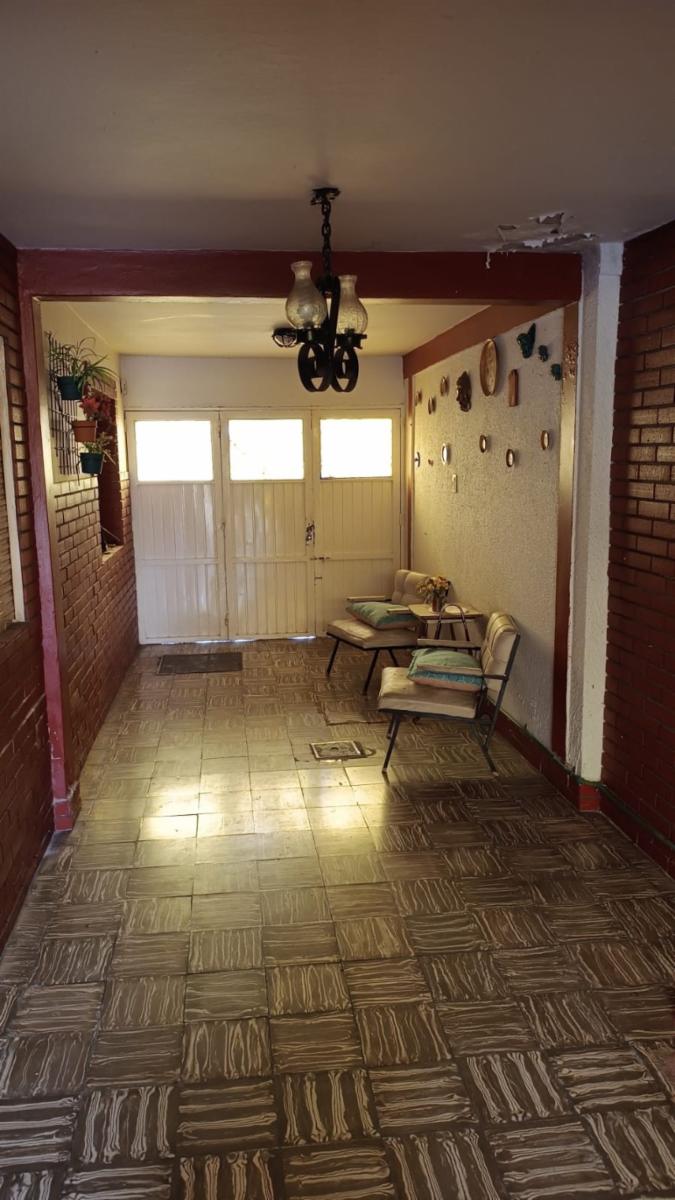 Santa Teresa 1064 · Morón — foto 4