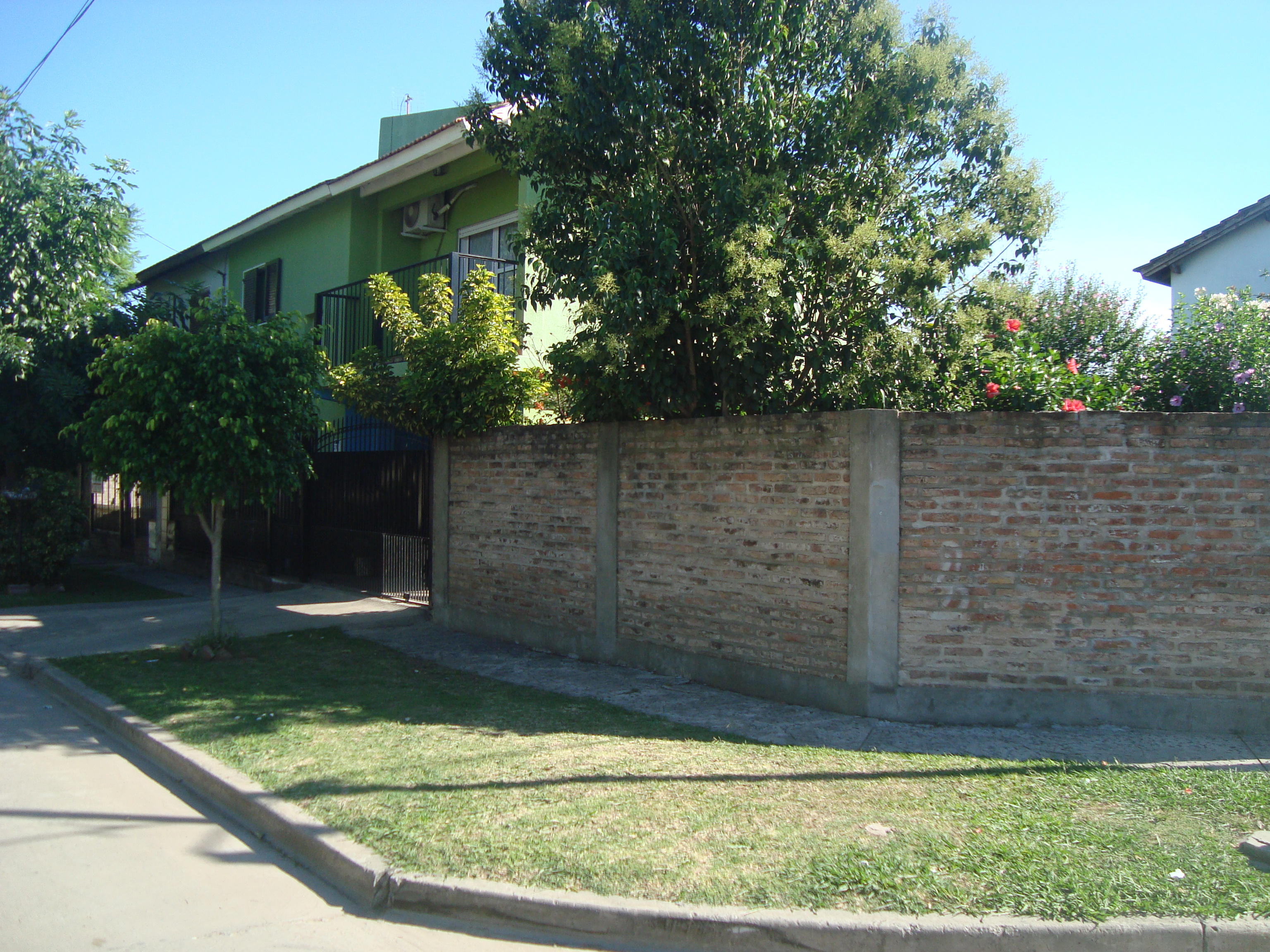 MICHELIS 400 · Almirante Brown — foto 13