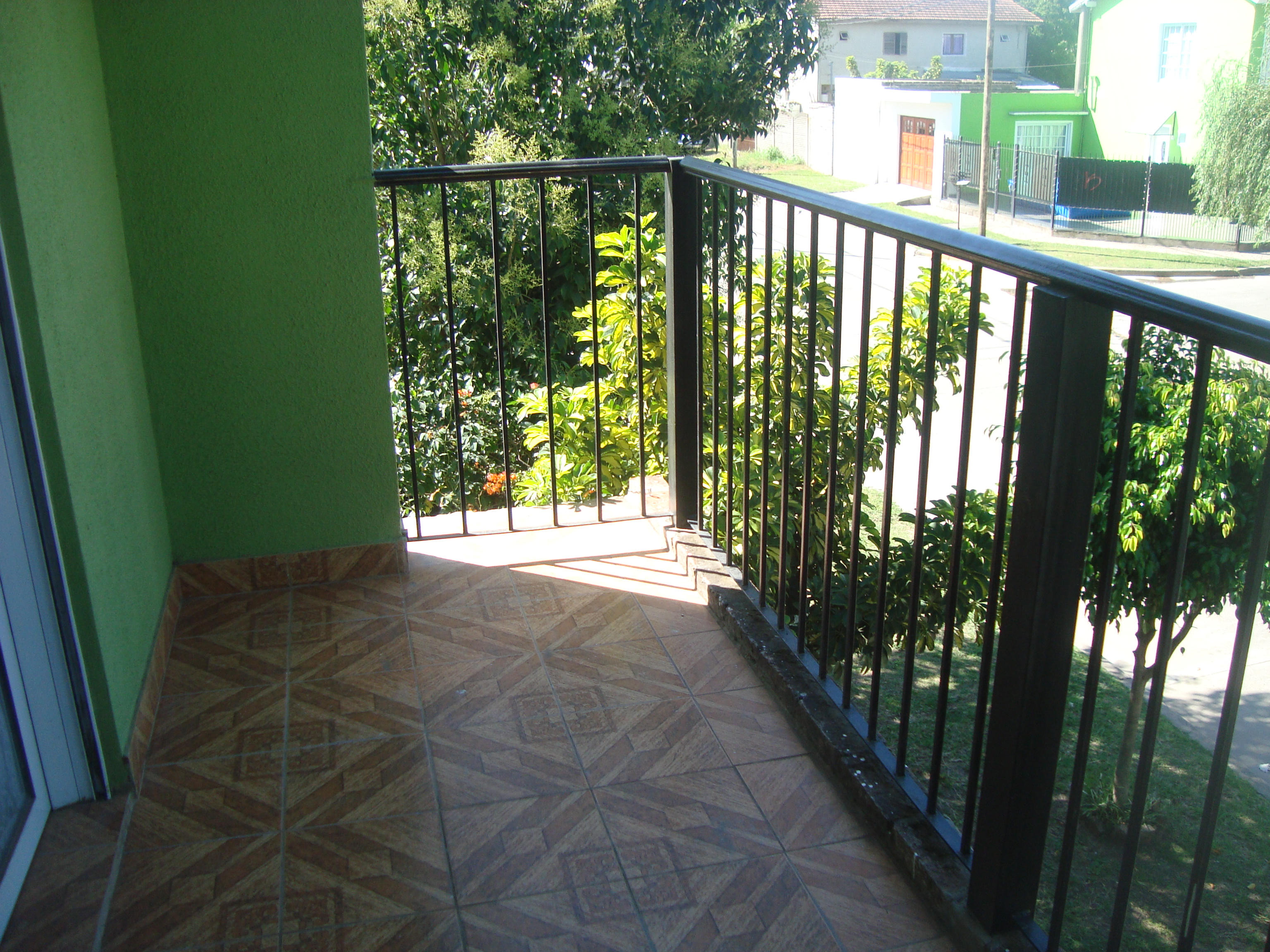 MICHELIS 400 · Almirante Brown — foto 10
