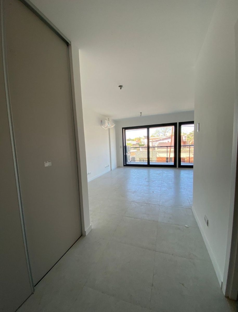 CACIQUE COLIQUEO 1020 · Morón — foto 4