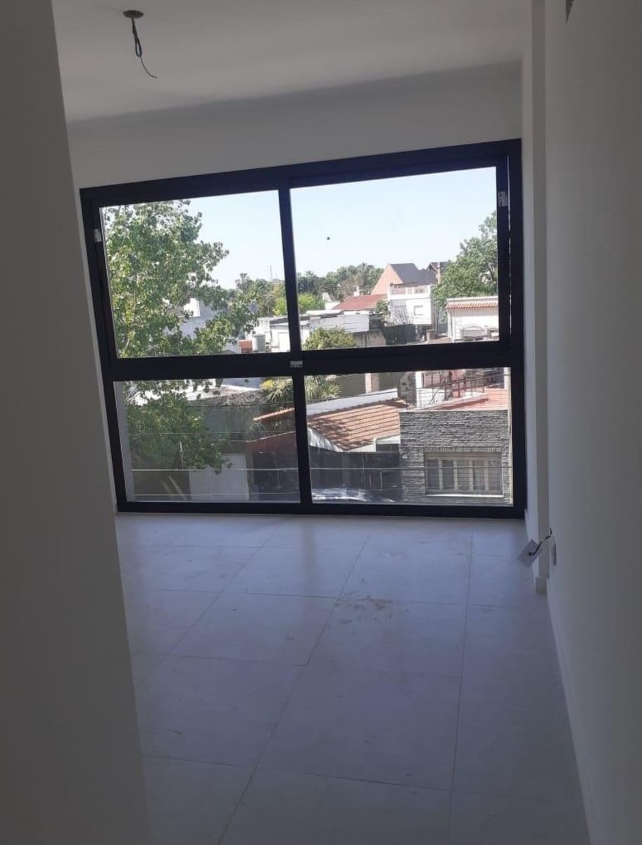 CACIQUE COLIQUEO 1020 · Morón — foto 10