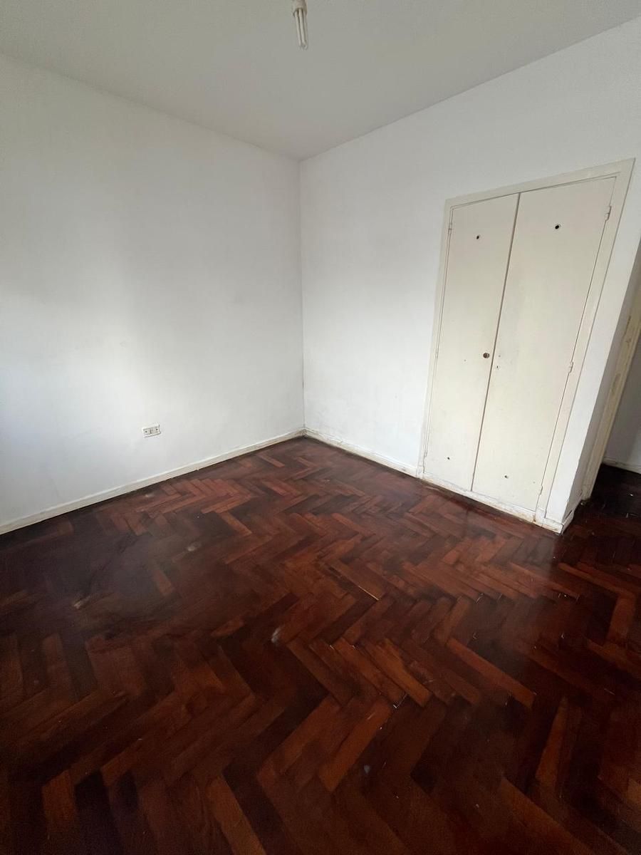 LUIS SAENZ PEÑA 1800 · Constitución — foto 4