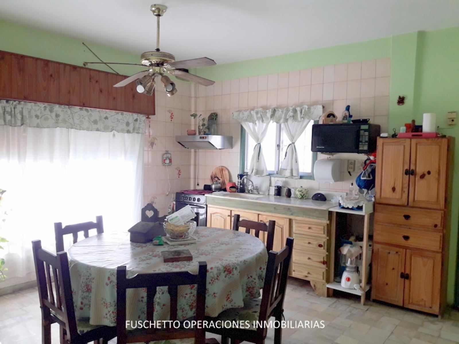 Pinedo 700 · La Matanza — foto 3