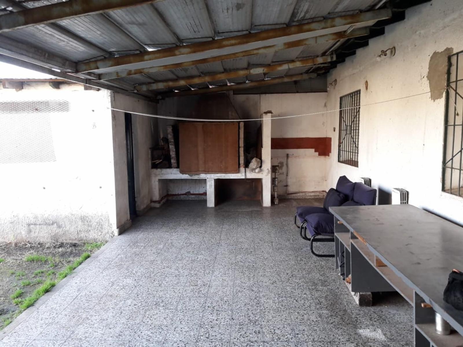 MENDOZA 357 · Quilmes — foto 3