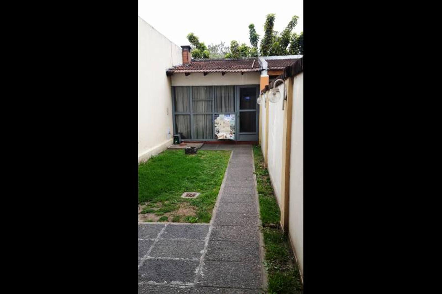 San Lorenzo 1043 · Morón — foto 3