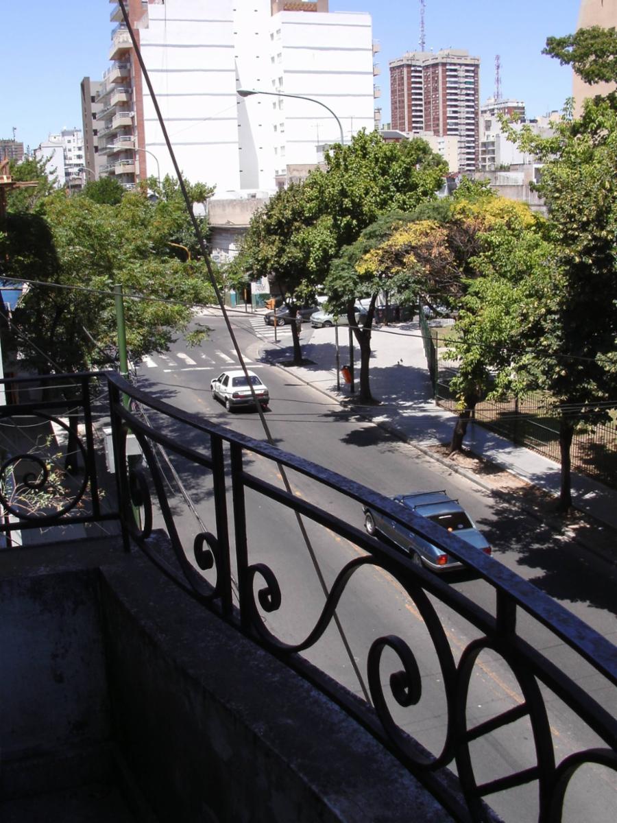Tte. Gral. Donato Alvarez al 300 · Caballito — foto 5