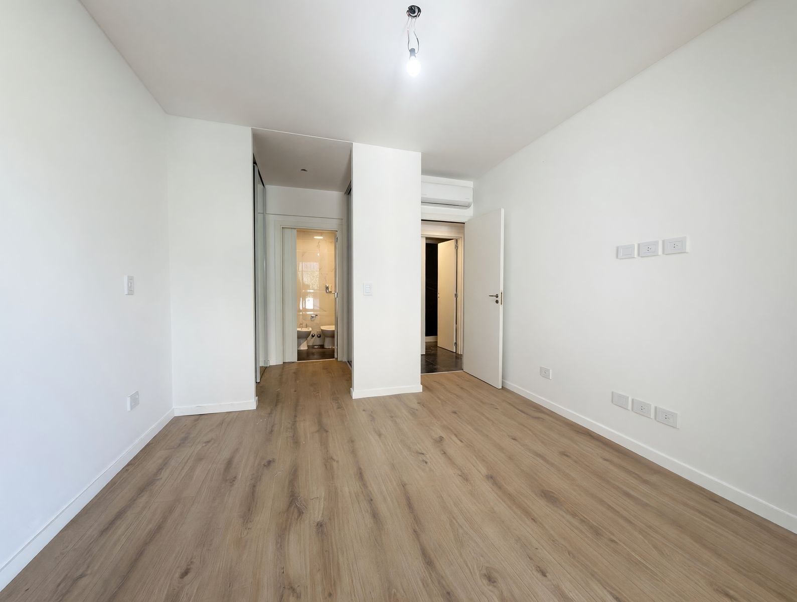 BASUALDO 283 · Villa Luro — foto 9
