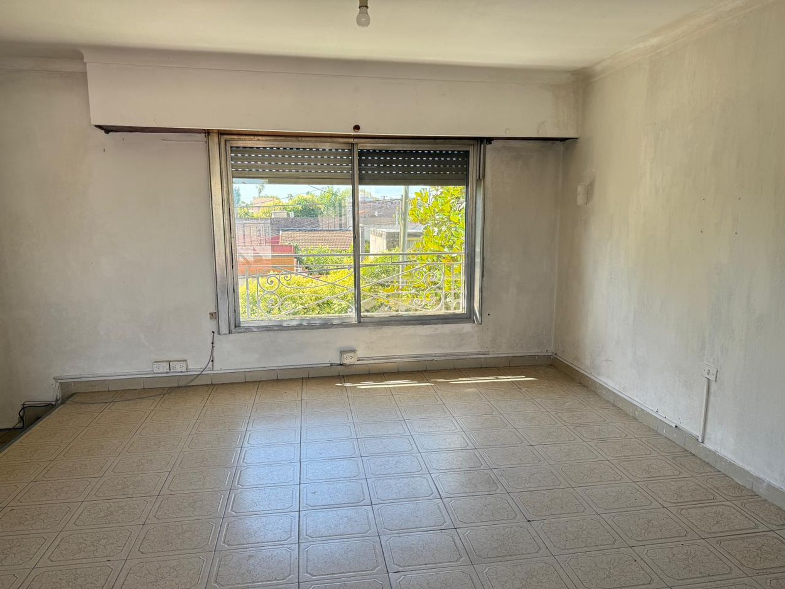 MIGUEL CANE 1187 · Lomas De Zamora — foto 6