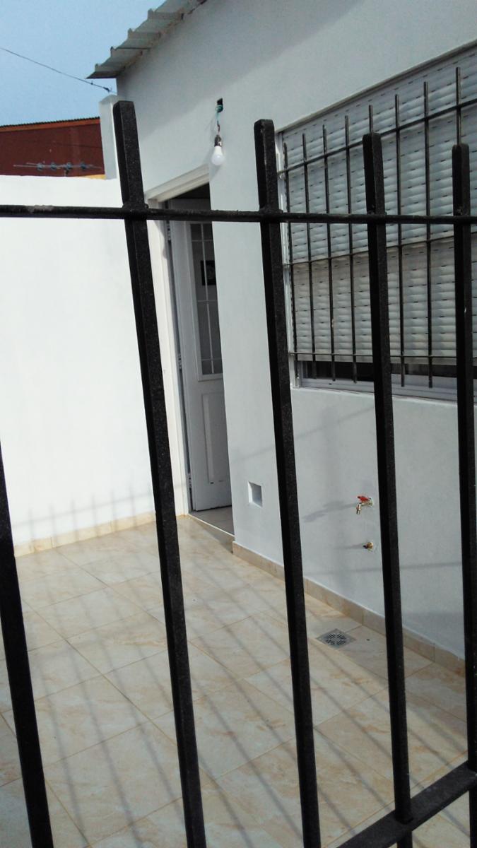 ALDO BONZI-DEPARTAMENTO 2 AMB. PLANTA BAJA- CON 2 PATIOS