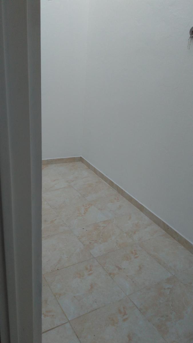 ESTEBAN DE LUCA AL 900 · La Matanza — foto 13
